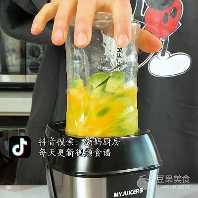 牛油果香蕉蒸糕 宝宝辅食