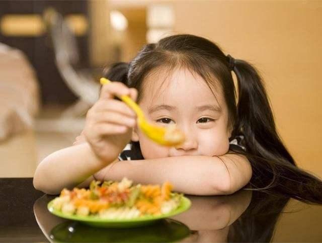 几种不适合给孩子当成早餐的食物，你经常给孩子吃吗？
