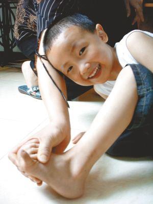 小孩咳嗽——按“脚背”能止咳！收了吧！