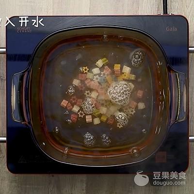 #精品菜谱挑战赛#番茄虾仁星星面