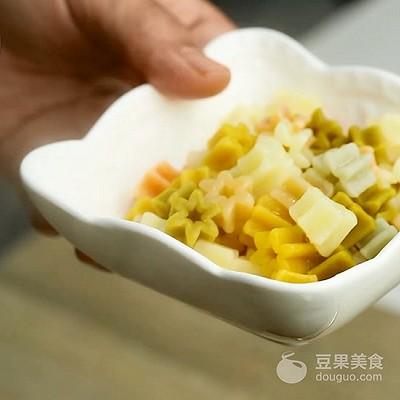 #精品菜谱挑战赛#番茄虾仁星星面