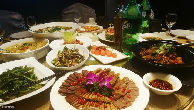#清风计划#快乐千万条 健康第一条 吃多致积食 崽崽两行泪