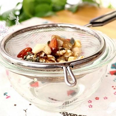 这样的坚果粉 宝宝调味品你能吃多少？