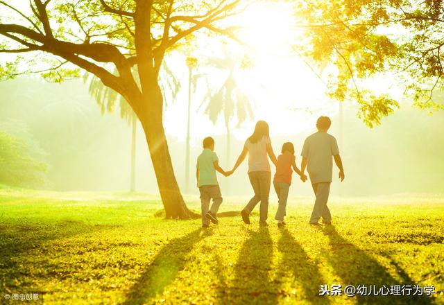 李玫瑾教授：给孩子立的10条家规。简单易懂，父母都可以用