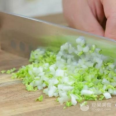 白菜鸡蛋夹心饼 宝宝辅食食谱