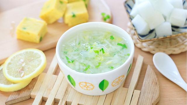 宝宝积食腹胀，回家煮这碗消食汤，1天喝1碗，调理肠胃好帮手！