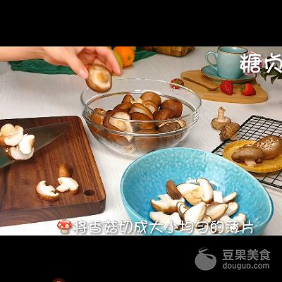 这样的宝宝辅食系列~香菇粉没人能抗拒！