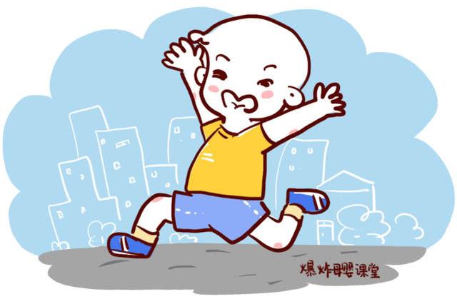 孩子走路垫脚、罗圈腿怎么办？家长不用太担心，大多是生理原因