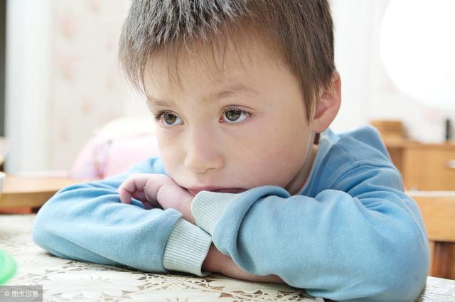 那个从小被夸懂事的孩子现在怎么样了？让他们安心做个孩子吧！