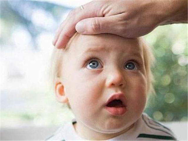 格格：婴幼儿的囟门很重要，儿科医生提醒这四项，宝妈要知道