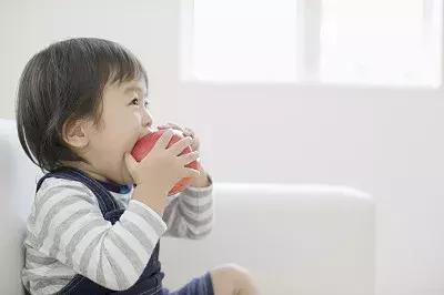 苹果辅食的五种花样做法，让宝宝吃到停不下来！
