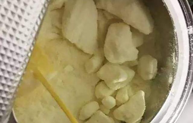 奶粉别再放冰箱里，这三个地方也不能放，会让奶粉变“坏”