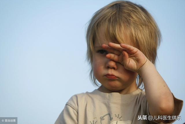 宝宝揉眼睛不只是过敏！专家提醒：3大原因，真希望你能早点发现