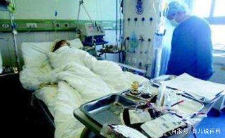 出产房后，产妇见到老公，都会说这3句话，尤其是第二句！