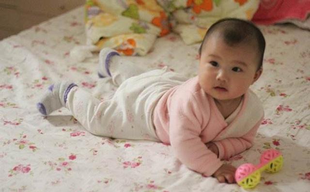1-12月各阶段宝宝都需要什么玩具？买对了才能促进发育，宝妈必