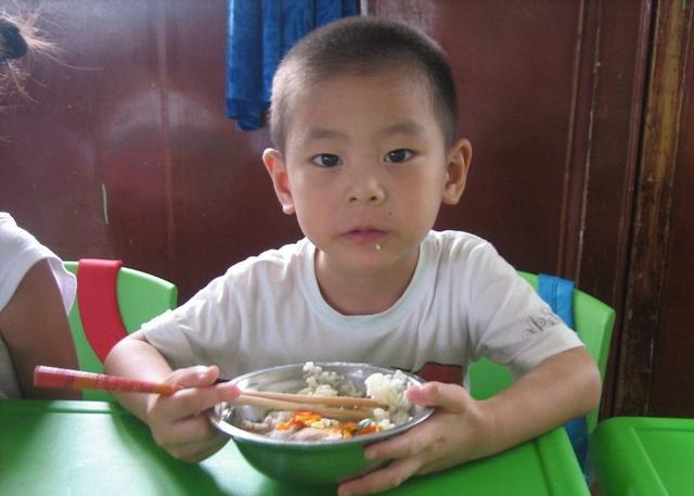孩子缺铁又不爱腥味食物怎么办？家长勿着急，教你一招包管用