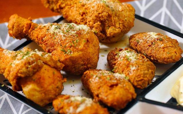 可能会“妨碍发育”的四种肉类食物，不要放任孩子多吃哦！