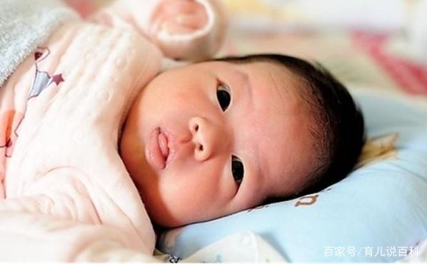 孙子姓黄，爷爷取的这个名字，孩子一上学就受到大家的“爱戴”