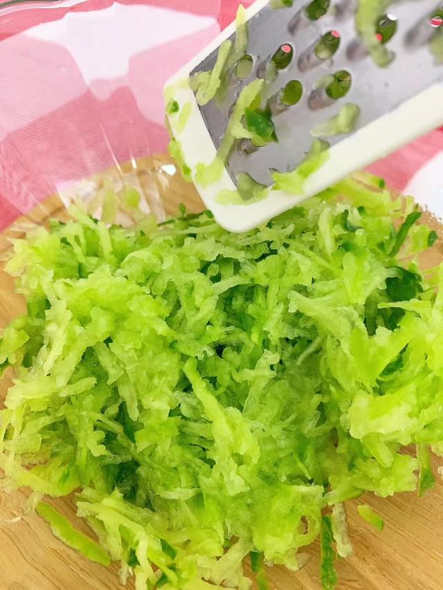 蓬松暄软的萝卜饼，做法简单，营养又美味孩子超爱吃