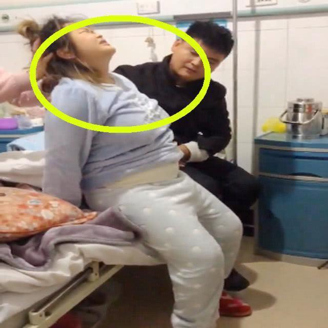剖腹产后第一次下床，接下来的画面，网友眼圈红了：看着都疼