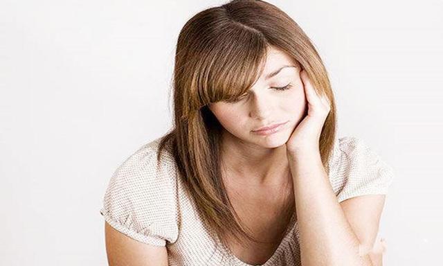 未婚女孩5年内打胎15次后，丧失生育能力，网友：男人的嘴骗人