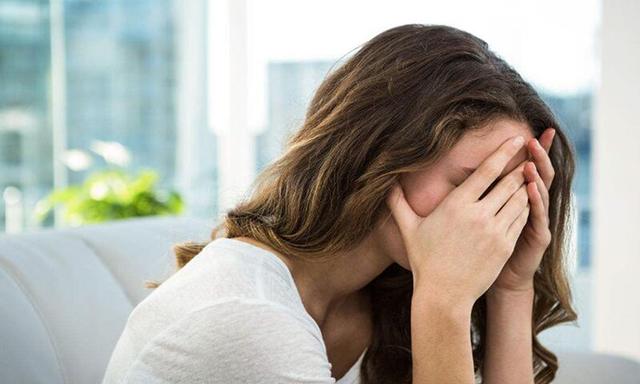 未婚女孩5年内打胎15次后，丧失生育能力，网友：男人的嘴骗人