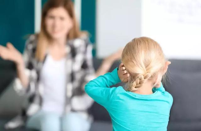 忍不住吼孩子，吼完又后悔？下次试试这4招！