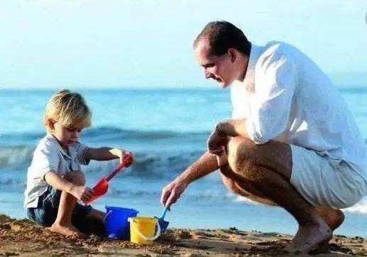 家里有儿子的，父母要丢弃3种教育方法，否则孩子会被养“废”