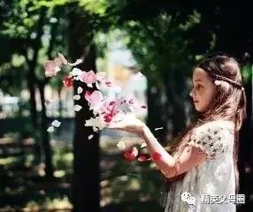 “隔代帮忙”可以，但“隔代抚养”会毁掉孩子一生。