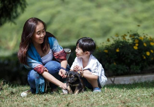 妈妈在这3个方面巨能忍，孩子比小伙伴优秀，破功的妈妈不在少数