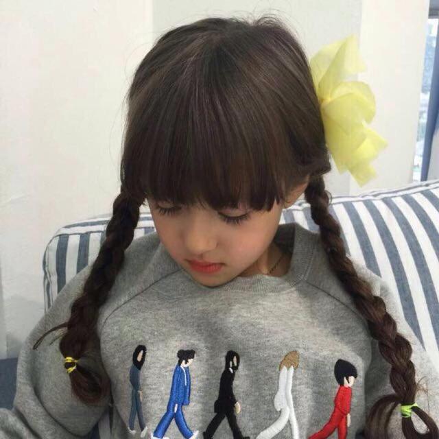 女儿才5岁,就主动要求分房睡?问清原因后,妈妈十分惭愧