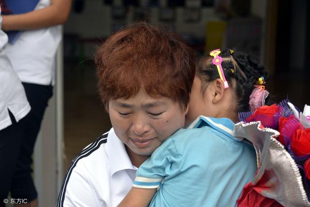 快3岁宝宝要上幼儿园了，上幼儿园前应教宝宝学会哪些技能呢？