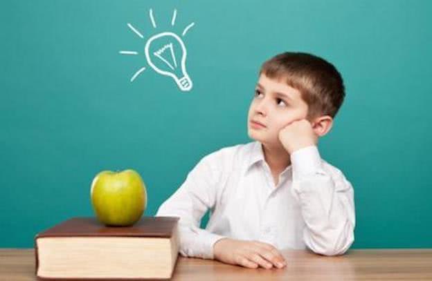 孩子有这些表现，将来多半是学霸，父母该乐呵了