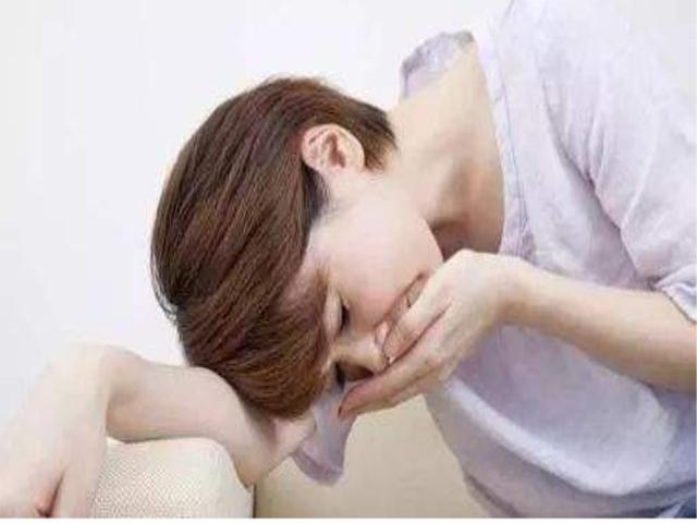 孕妈肚子上长黑毛，婆婆说这是好兆头，医生却说很危险