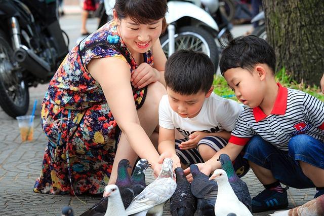 孕妇携自闭症儿子自杀，生前留言：哪里有容得下孩子的地方