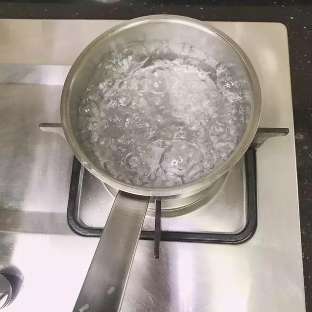 最近孩子感冒咳嗽太多了，这样吃润肺止咳效果好！