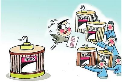 格格：让孩子从小就上各种培训班好不好？听听育儿专家怎么说？