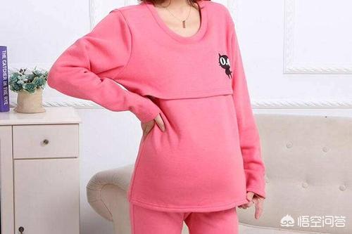 生完孩子后，如何在月子期间收紧腹部赘肉？