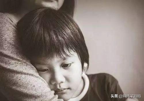 宝宝这些行为，说明他极缺安全感，很多父母毫无察觉，6岁后难治