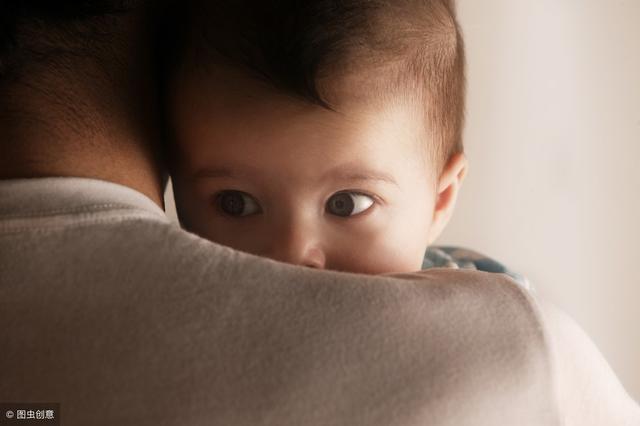 宝宝老打嗝，是哪里不舒服？专家来解读，防治有妙招