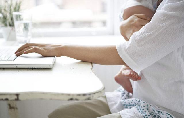 父母天天在用的哄娃方式，如果操作不当，可能危及孩子的生命