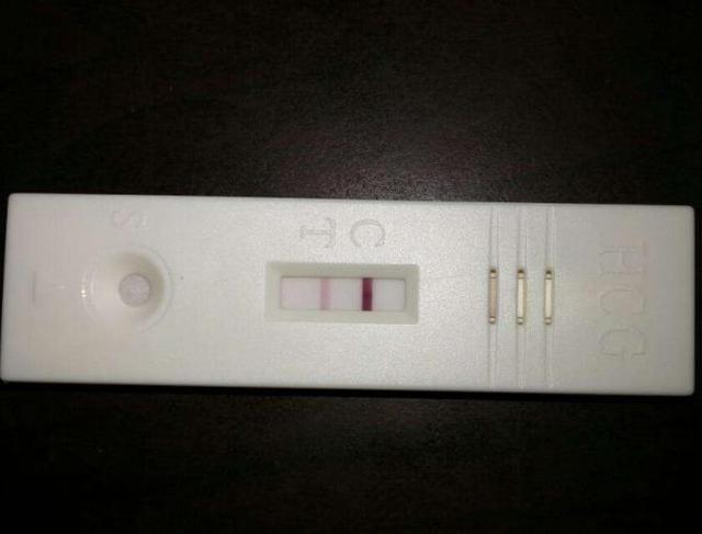验孕棒显示一深一浅，到底怀上没？其实，也可能是这4个情况！