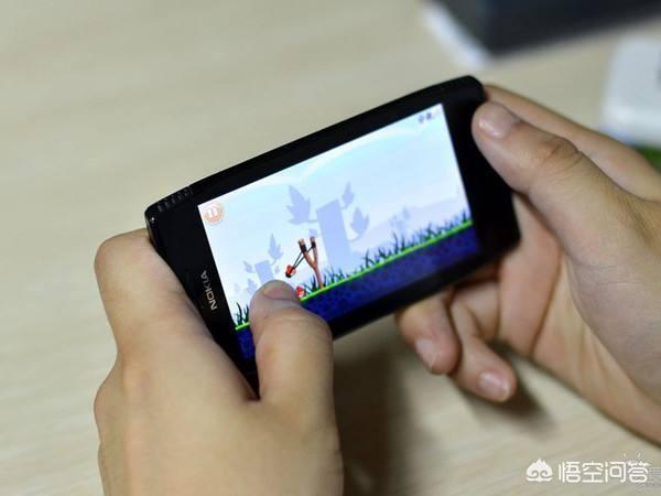 家里小孩子喜欢玩手机怎么办？