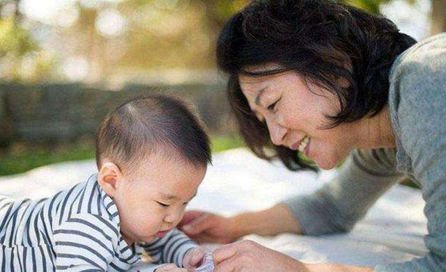 孩子突然被吓到，为啥把背部僵硬的肉揉开，孩子就会平静下来了？