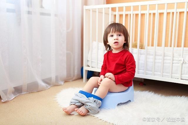 为什么很多孩子都不在幼儿园拉粑粑？这3个原因，家长要知道！