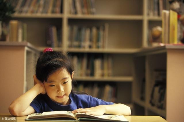 两岁半的孩子认识上千字，这样的孩子怎么教出来的