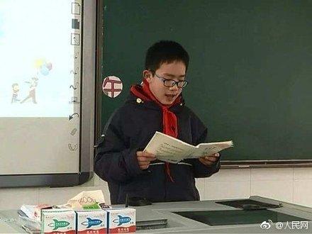爸爸牺牲10年，妈妈瞒了10年