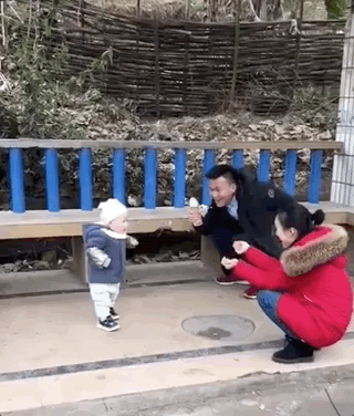 凌晨1点孩子哭醒，老公的话让人气炸：你累到极致，得不到心疼