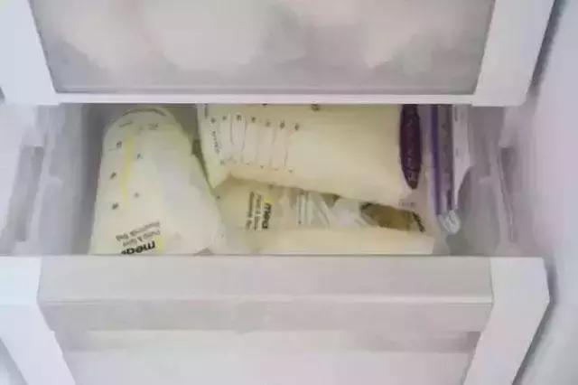 医生说出正确地储存母乳完整攻略，新手妈妈必学！