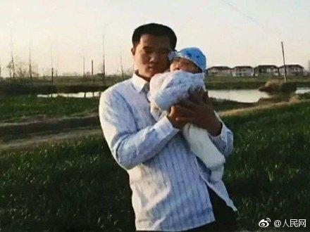 爸爸牺牲10年，妈妈瞒了10年